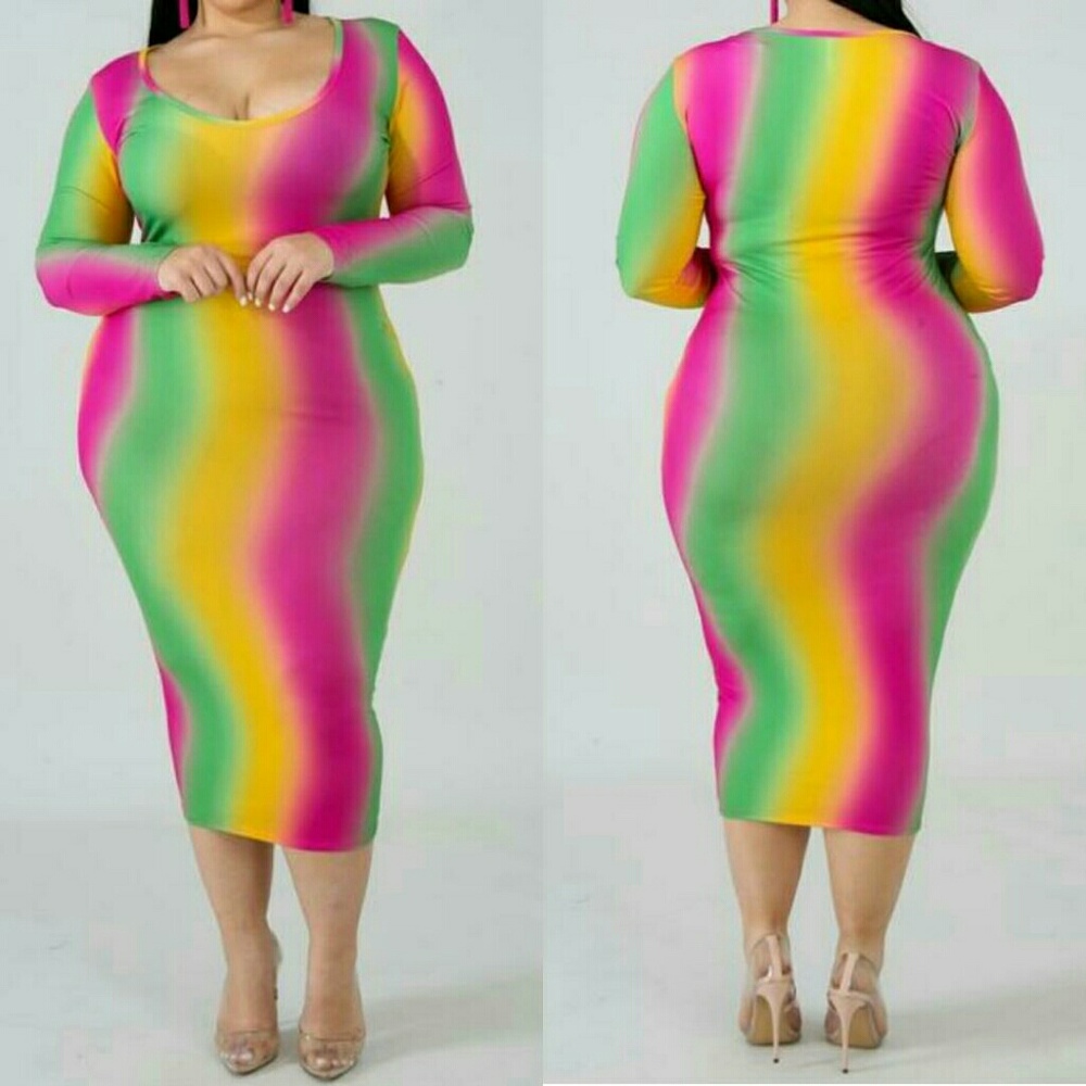 ~NEW~ ➕Starburst Dress